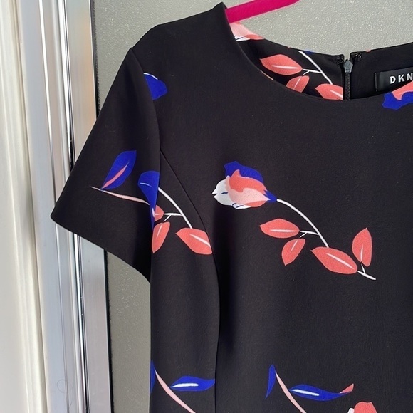 DKNY Ruffle Aline with Short Flutter Sleeve dress - Picture 4 of 9